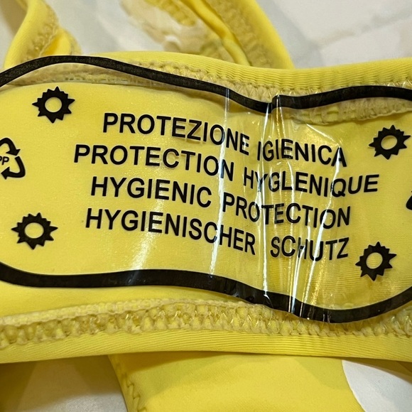 CHLOE ROSE one piece swimsuit bathing suit size small yellow - Picture 3 of 7